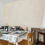 Lovely Flat In Paris